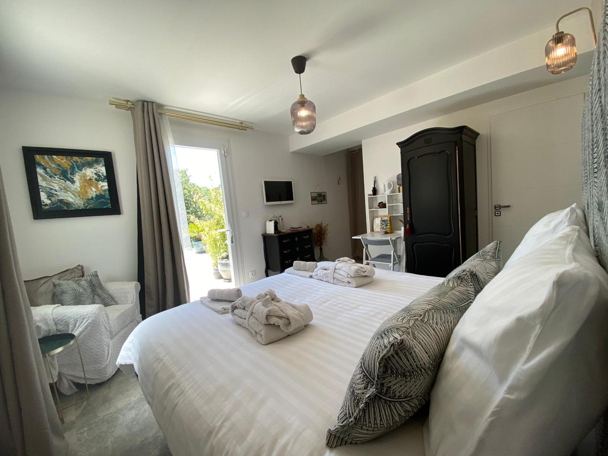 Villa Alba En Provence ベス・シュル・イソル エクステリア 写真